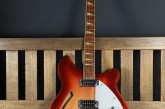 Rickenbacker 1981 360 Fireglo-11.jpg